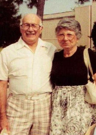 Photo of Eli and Lily